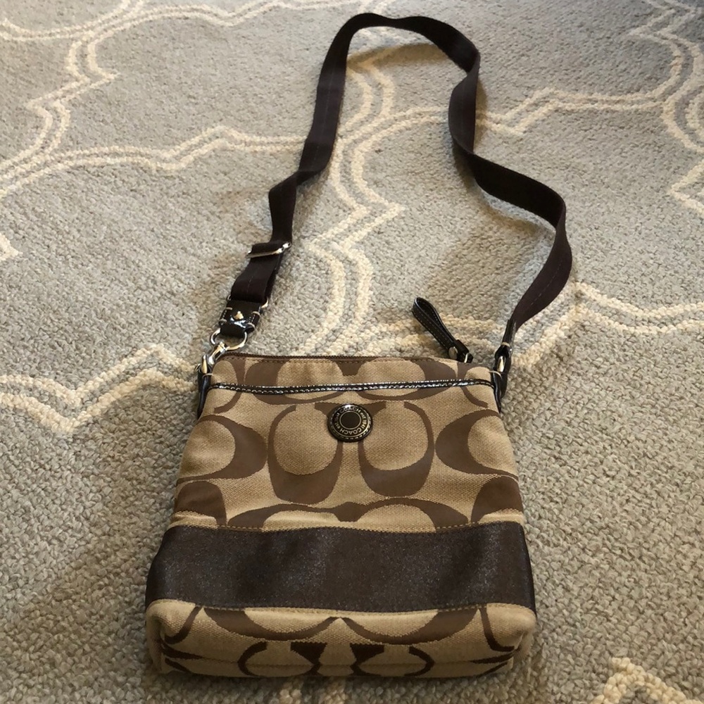 Coach cross body pocketbook